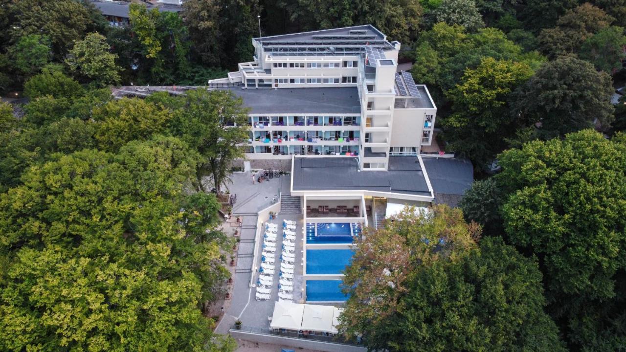 Ariana Hotel 希典 外观 照片