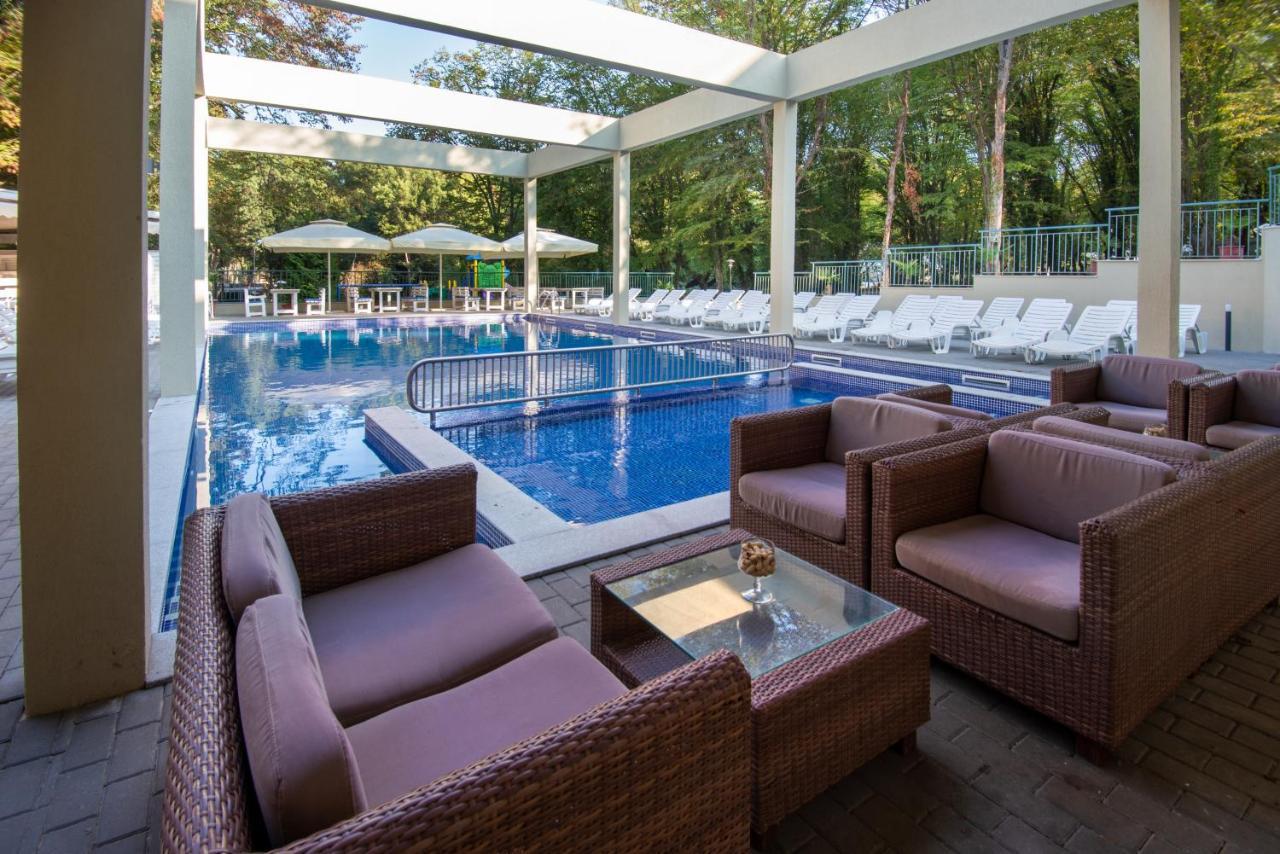 Ariana Hotel 希典 外观 照片