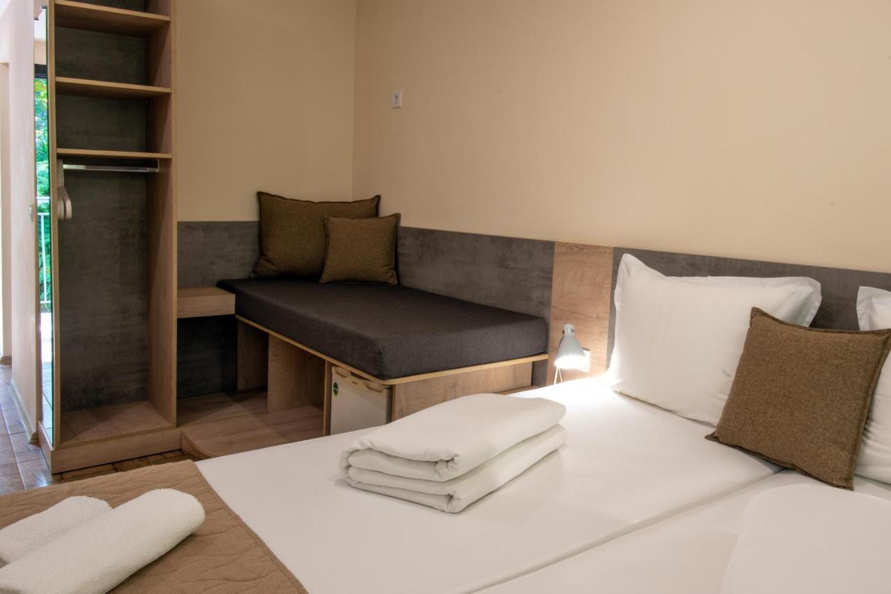 Ariana Hotel 希典 外观 照片