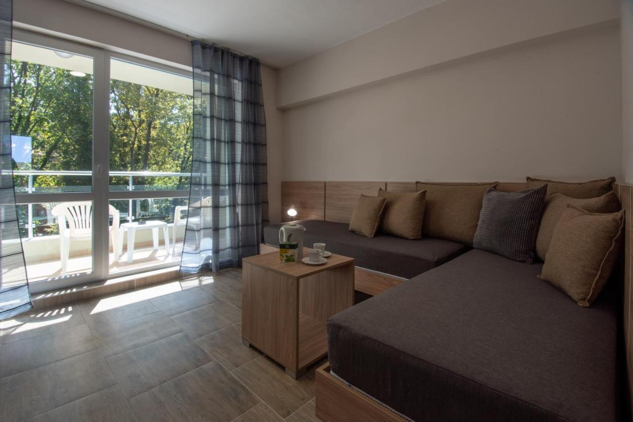 Ariana Hotel 希典 外观 照片