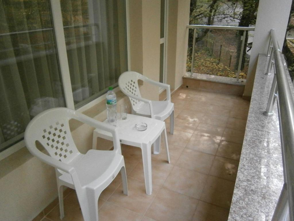 Ariana Hotel 希典 外观 照片